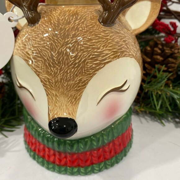 Bath & Body Works Christmas Holiday Winter “Reindeer” Ceramic Soap Dispenser New - Picture 2 of 8